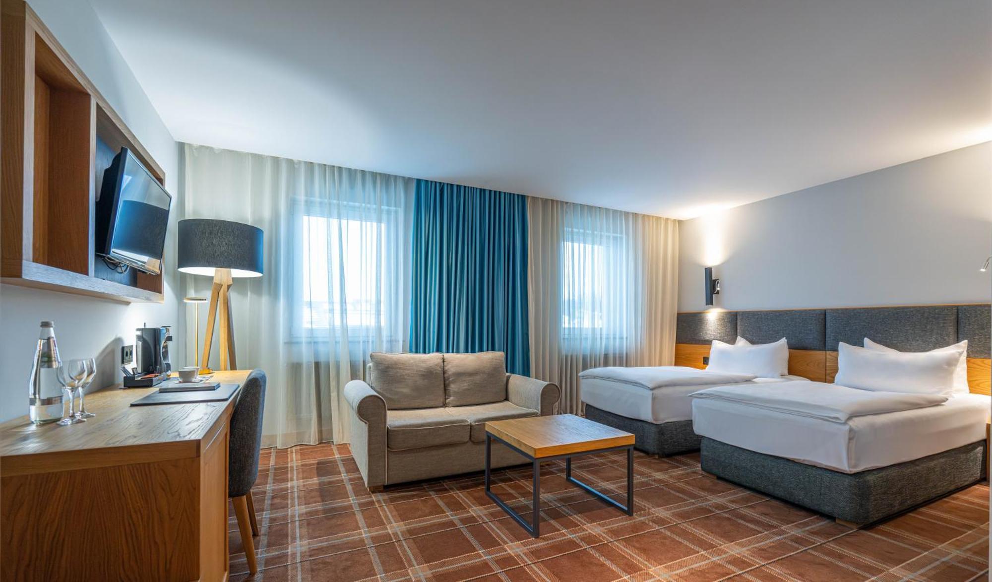 Hvd Grand Hotel Suhl Business & Leisure מראה חיצוני תמונה