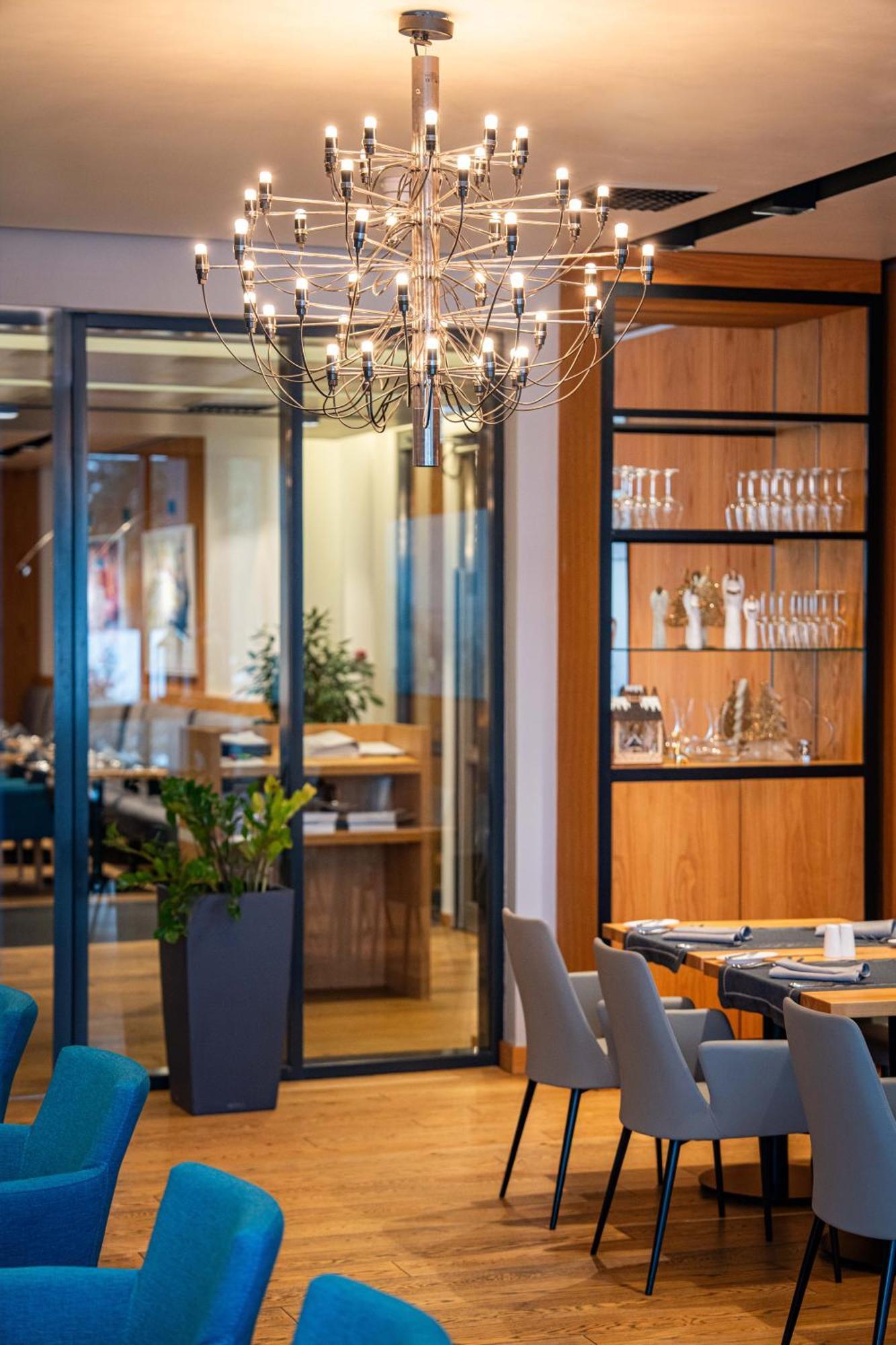 Hvd Grand Hotel Suhl Business & Leisure מראה חיצוני תמונה
