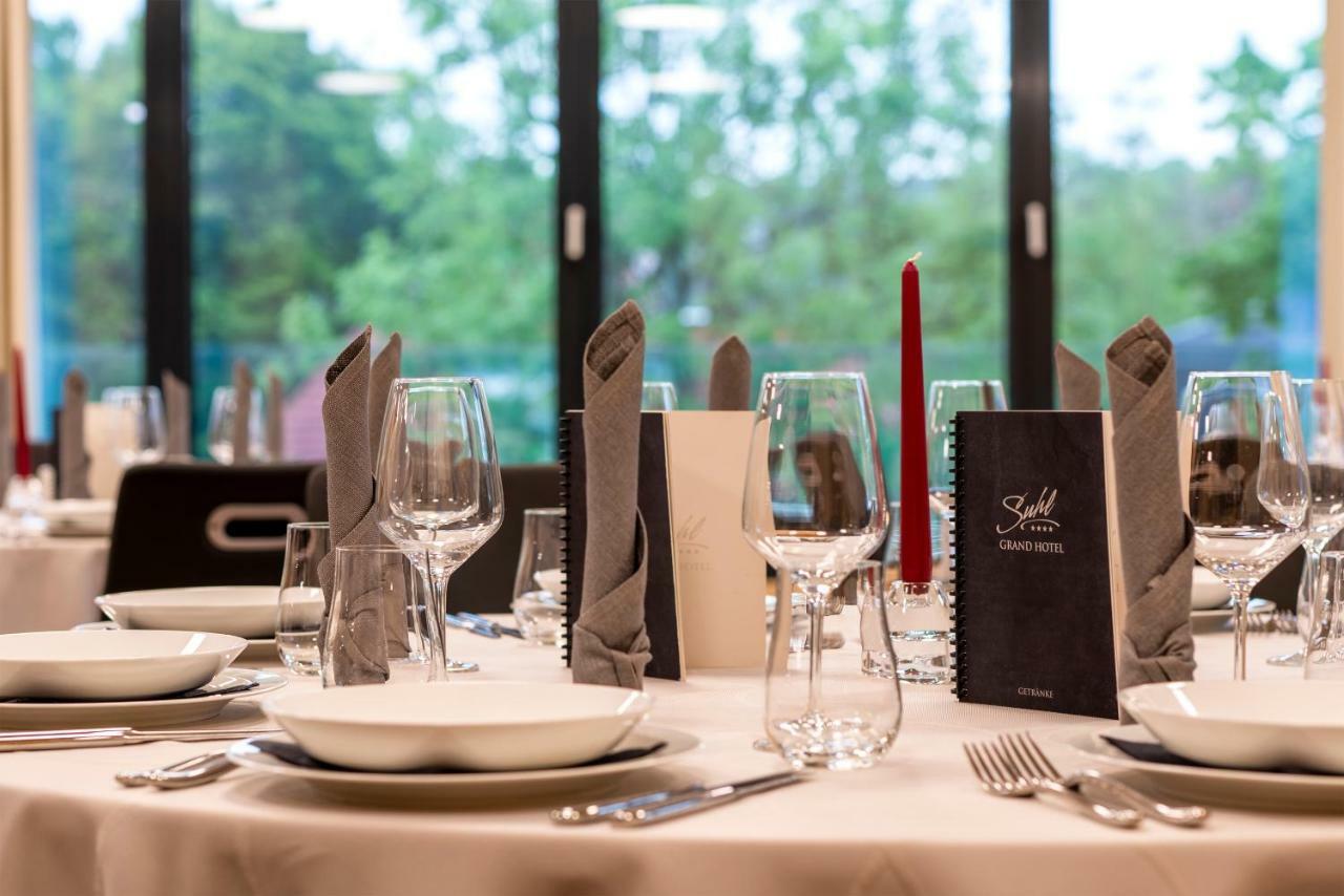 Hvd Grand Hotel Suhl Business & Leisure מראה חיצוני תמונה